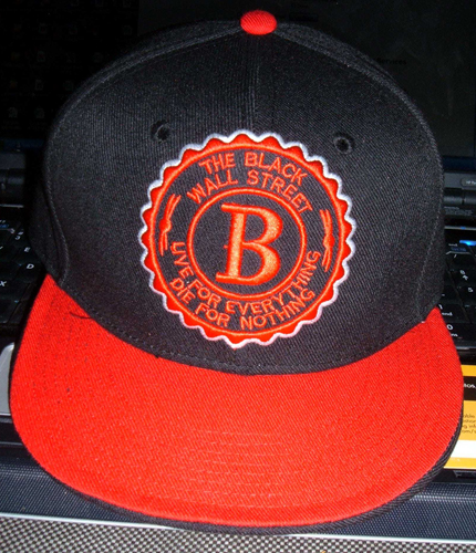 BLACKWALLSTREET RED LOGO BASEBALL CAP - BLACK